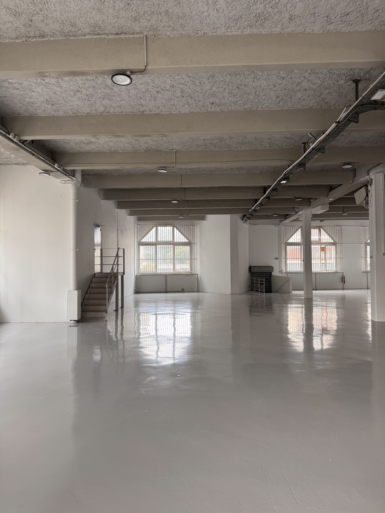 Local d'activité — remise en état